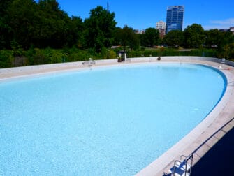 Swimming in New York - Gottesman Pool in Central Park