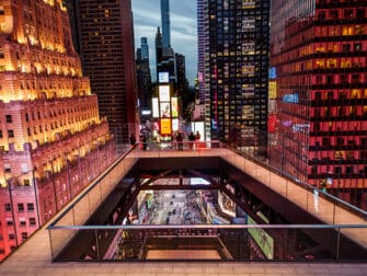 Things to do and see in Times Square - One Times Square