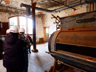 Ellis Island Hard Hat Tour in New York - Small-Group Tour