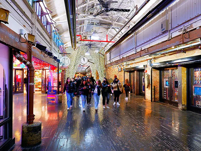 Chelsea Market in New York - Former Biscuit Factory Converted into a Market