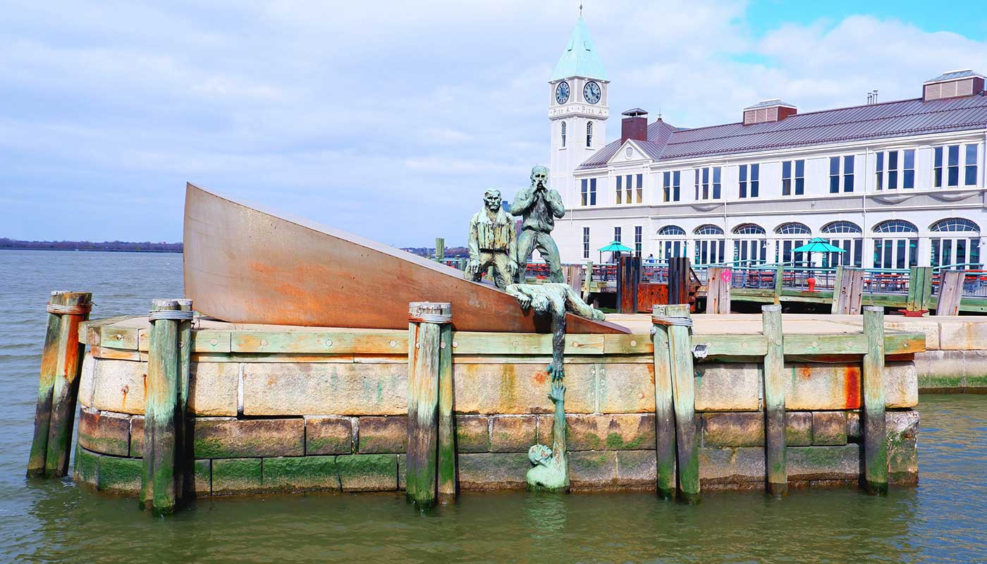 Battery Park in New York - American Merchant Mariners' Memorial