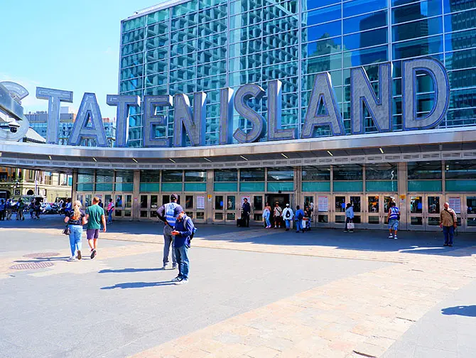 Battery Park in New York - Staten Island Ferry Terminal