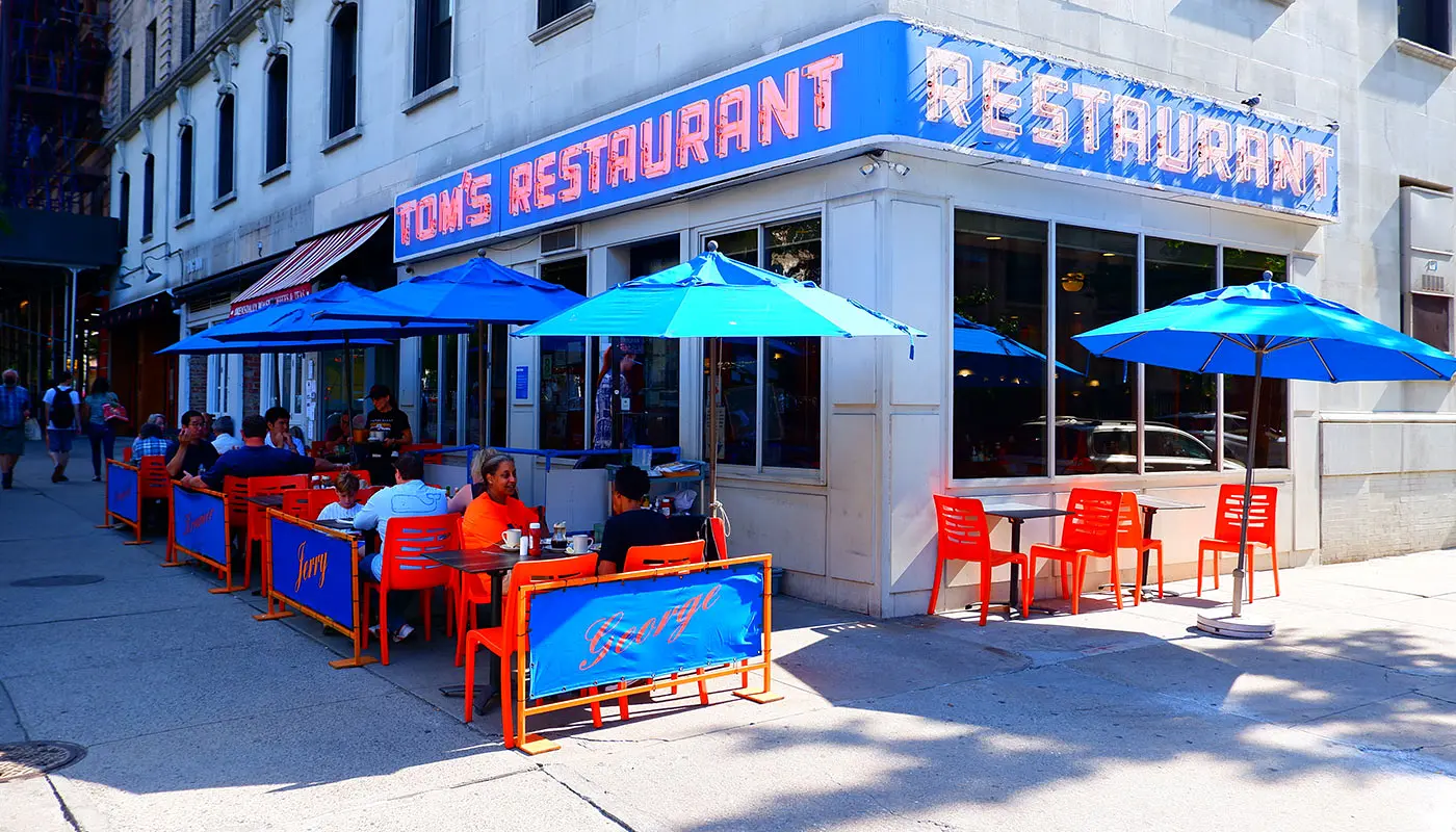 Diners in New York - Tom's Restaurant