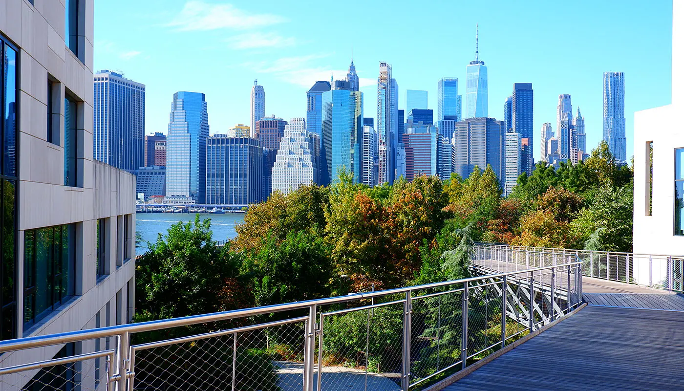 Walking Route DUMBO - Brooklyn Bridge in New York - Exploring Brooklyn